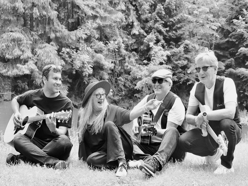 26 Bluesy Lips 1024 IMG_4157