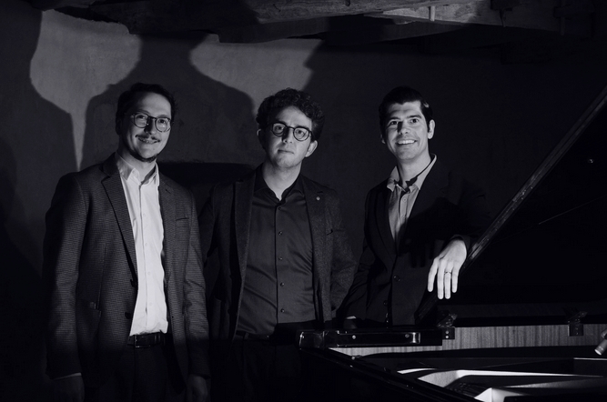 Belardi-Dahm-Possing Standards Trio c Pit Dahm small